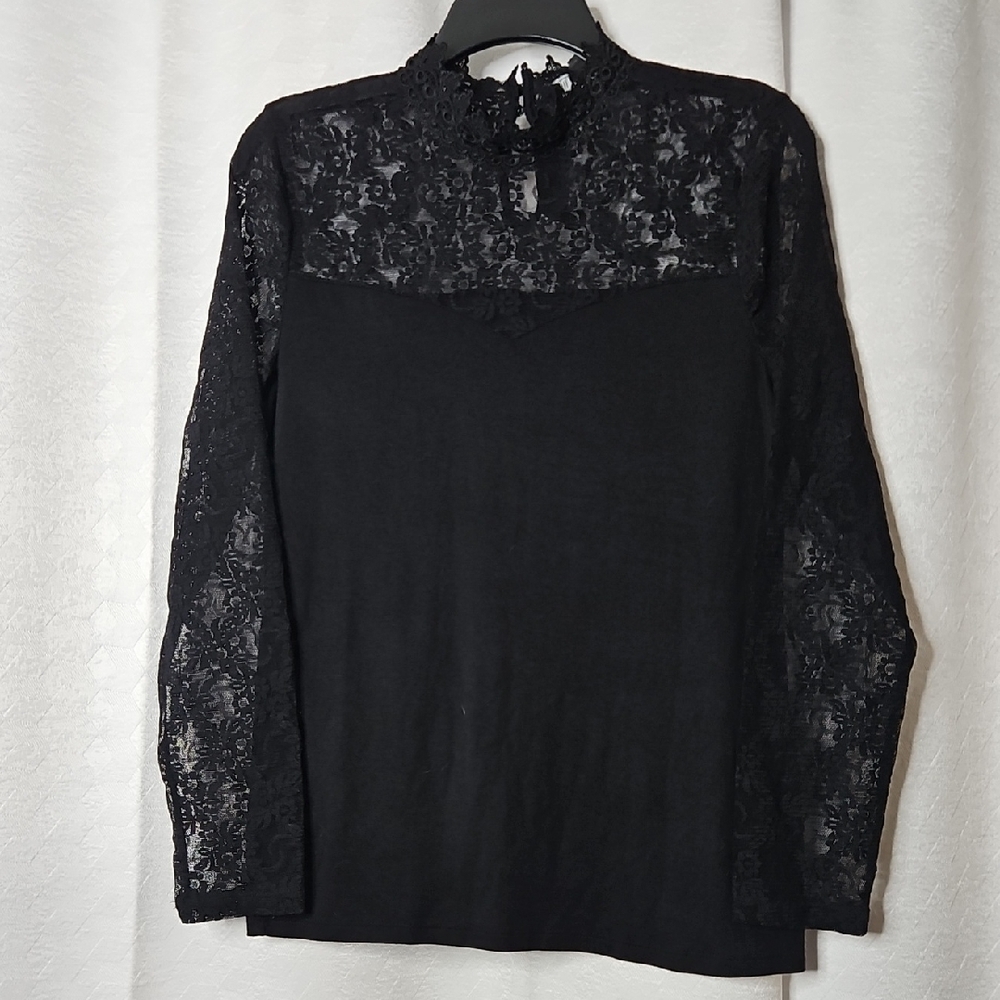 Elegant Black Lace Women's Top
